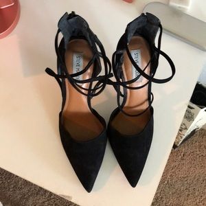 Steve Madden black strap still egos worn once